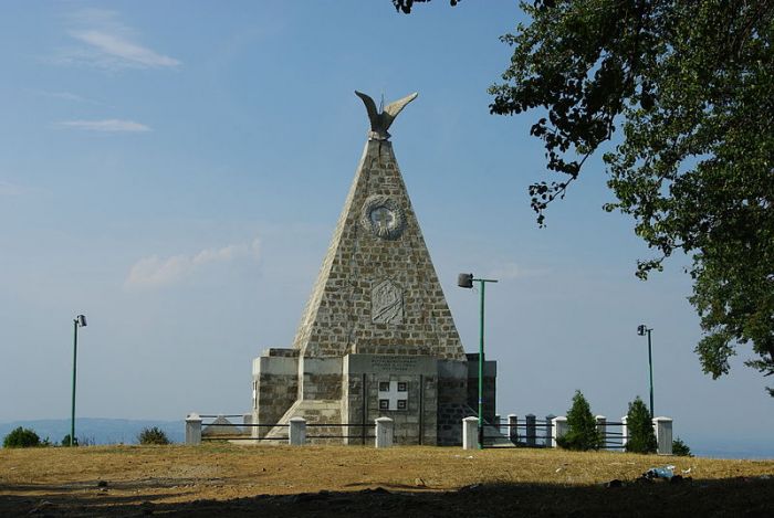 -Monument_on_Gucevo_hill
