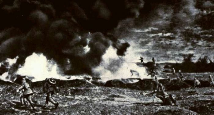 11German_flame-thrower_attack
