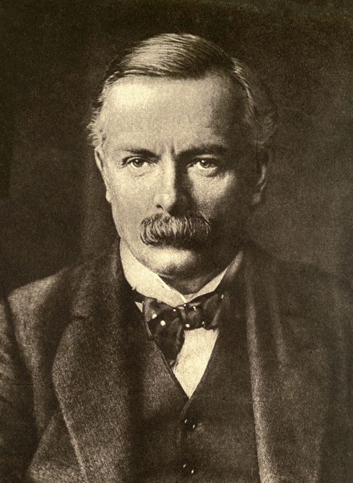 David_Lloyd_George_1915
