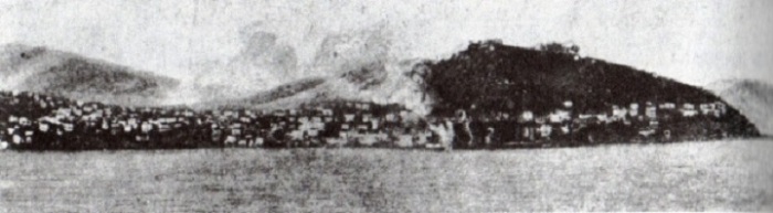 Ereğli harbour after a bombardment by Russian warships.jpg