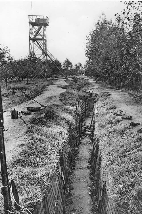 A trench remaining at Hill 60.jpg