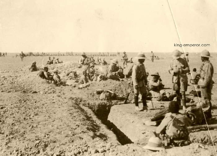 4_Captured-Turkish-Trenches-1916