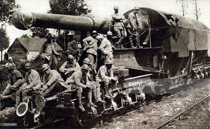 20.8aaa Heavy artillery in the Somme