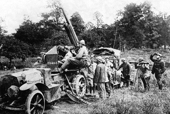 20.8aaaa A mobile anti-aircraft gun used by French forces on the Somme