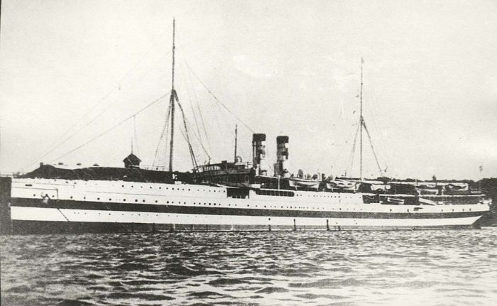 30.3. Portugal_as_hospital_ship