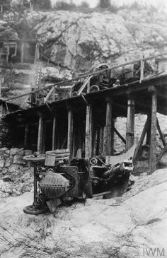 THE BATTLE OF CAPORETTO, OCTOBER-NOVEMBER 1917 (Q 85989) An Italian anti-aircraft gun on an overturned lorry on the Isonzo, November 1917. Copyright: © IWM. Original Source: http://www.iwm.org.uk/collections/item/object/205081959