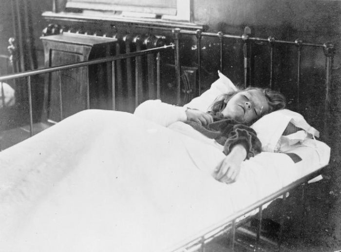 12.8.aaa Southend raid hospital-bed-hospitals