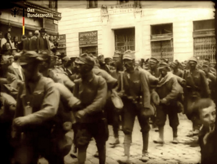 6.8.d parade on capture of Czernowitz