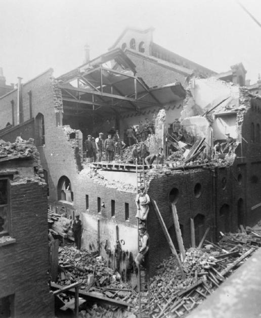 18.2a Poškození budov St Pancras