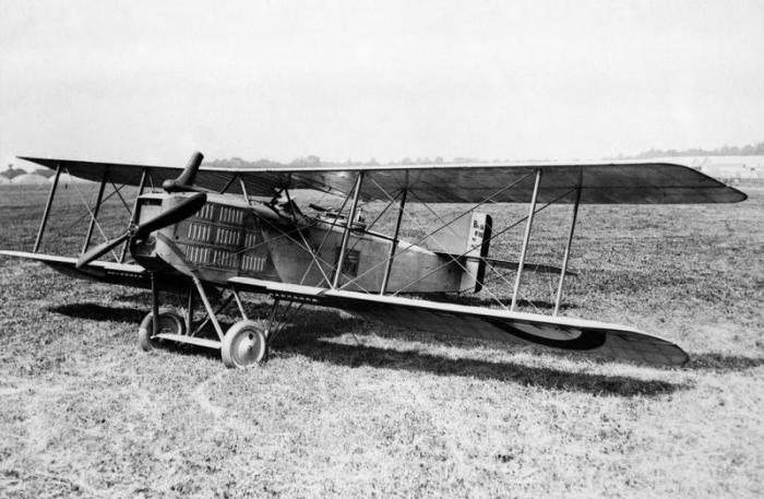 25.1b French Bomber