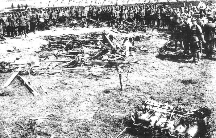 10.8c Staaken.R.XIV_wreck