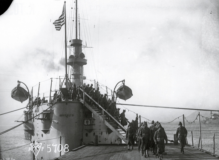 12.7c Marines from the USS Brooklyn (ACR-3) are put ashore as part of the Intervention