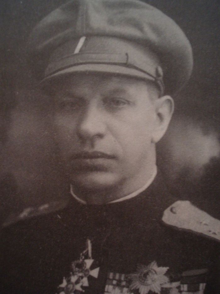 15.8c Gajda-portret