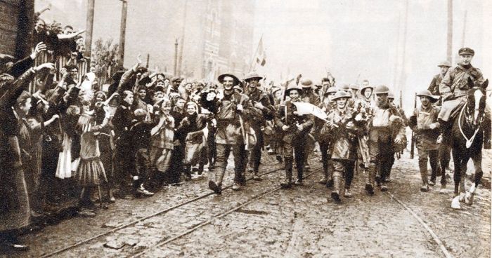 B1 8th-Irish-Battalion-The-Kings-Liverpool-Regiment-entering-Lille-October-1918